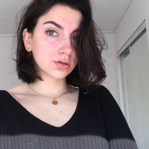 Meet your Posher, Vanessa